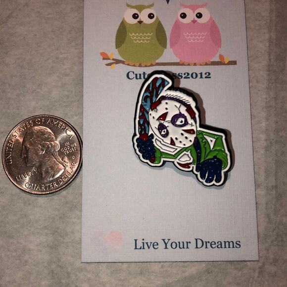Jason Friday the 13th Pin Brooch Horror Halloween - Picture 1 of 2